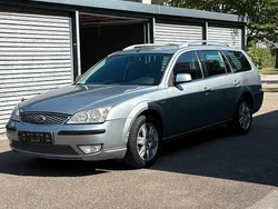 Silber Gebraucht 2006 Ford Mondeo Ghia Kombi | 2.990 € (Teuer)
