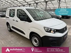 Weiß Gebraucht 2021 Peugeot Partner Premium Van / Kleinbus | 14.290 € (Fairer Preis)