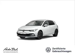 Weiß (pure white) Gebraucht 2022 VW Golf VIII Pro Limousine | 25.240 € (Guter Preis)