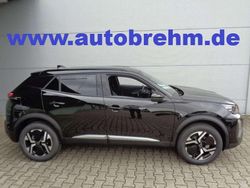 Schwarz (perla nera schwarz metallic) Neu 2025 Peugeot 2008 GT SUV | 37.080 €