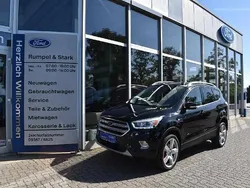 Grau Gebraucht 2016 Ford Kuga Titanium SUV | 16.990 € (Fairer Preis)