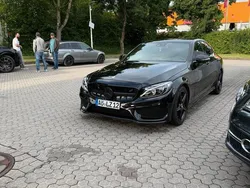 Schwarz Gebraucht 2016 Mercedes C400 AMG line Limousine | 31.500 € (Teuer)
