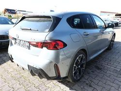 Skyscraper grau metallic skyscraper grau metallic Neu 2025 BMW 120 M Sport Kleinwagen | 37.680 € (Fairer Preis)