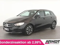 Kosmosschwarz Gebraucht 2021 Mercedes B180 Progressive Van / Kleinbus | 23.484 € (Guter Preis)