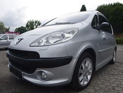 Silber Gebraucht 2006 Peugeot 1007 Sport Kleinwagen | 4.999 € (Teuer)