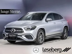 Hightechsilber Gebraucht 2024 Mercedes GLA200 AMG SUV | 40.980 € (Fairer Preis)