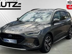 Grau Neu 2024 Ford Focus Active X Limousine | 36.785 € (Teuer)
