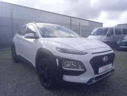 Chalk white / met Gebraucht 2018 Hyundai Kona Select SUV | 10.500 € (Fairer Preis)