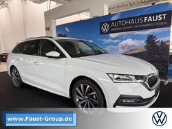 Weiß perleffekt Gebraucht 2021 Skoda Octavia Style Kombi | 21.450 € (Guter Preis)