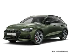 Distriktgrün metallic Gebraucht 2024 Audi A3 S-Line Limousine | 40.889 €