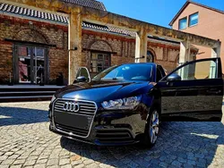 Schwarz Gebraucht 2012 Audi A1 Attraction Kleinwagen | 7.550 € (Fairer Preis)
