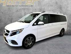 Weiß Gebraucht 2024 Mercedes V220 AMG line Van / Kleinbus | 57.890 € (Fairer Preis)