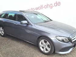 Selenitgrau Gebraucht 2016 Mercedes E200 Avantgarde Kombi | 22.680 € (Fairer Preis)