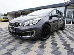 Grau Gebraucht 2017 Kia Ceed 4 Limousine | 8.750 € (Guter Preis)