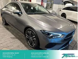 Grau Gebraucht 2023 Mercedes CLA180 Limousine | 29.890 € (Fairer Preis)