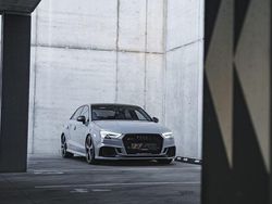 Grau Gebraucht 2019 Audi RS3 Sport Limousine | 36.000 €