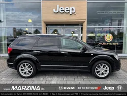 Pitch black clear coat Gebraucht 2016 Dodge Journey SUV | 11.490 € (Teuer)