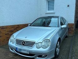 Silber Gebraucht 2005 Mercedes C220 Coupé | 3.500 € (Fairer Preis)