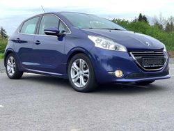 Blau Gebraucht 2015 Peugeot 208 Sport Kleinwagen | 8.999 € (Fairer Preis)