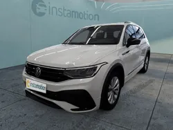 Weiß Gebraucht 2024 VW Tiguan R-line SUV | 38.979 € (Fairer Preis)