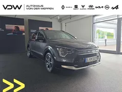 Grau Gebraucht 2024 Kia Niro Spirit SUV | 33.500 € (Guter Preis)