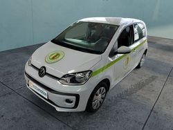 Weiß Gebraucht 2022 VW up! R Kleinwagen | 14.450 € (Etwas zu teuer)