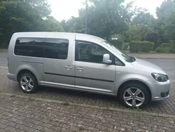 Silber Gebraucht 2012 VW Caddy Maxi Van / Kleinbus | 12.400 € (Fairer Preis)