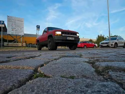 Rot Gebraucht 2025 Dodge Dakota SUV | 6.500 €