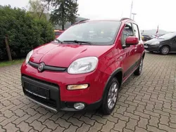 Rot Gebraucht 2015 Fiat Panda 4x4 Rock Kleinwagen | 6.990 € (Fairer Preis)