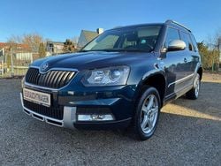 Blau Gebraucht 2015 Skoda Yeti LAURIN & KLEMENT SUV | 19.990 € (Teuer)