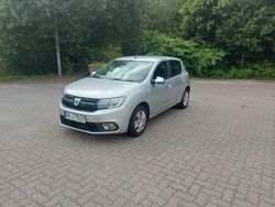 Grau Gebraucht 2017 Dacia Sandero Kleinwagen | 5.650 €