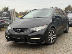 Schwarz Gebraucht 2015 Honda Civic Comfort Kombi | 5.990 € (Fairer Preis)
