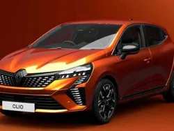 Valenciaorange metallic Gebraucht 2025 Renault Clio V Evolution Limousine | 20.650 € (Etwas zu teuer)