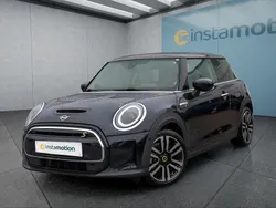 Schwarz Gebraucht 2023 Mini Cooper SE Kleinwagen | 23.299 € (Guter Preis)