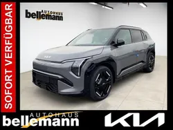 Grau Gebraucht 2024 Kia EV3 4 SUV | 41.390 € (Fairer Preis)