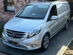 Silber Gebraucht 2015 Mercedes Vito Van / Kleinbus | 16.000 €