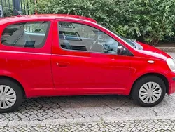 Rot Gebraucht 2005 Toyota Yaris Kleinwagen | 1.500 € (Fairer Preis)