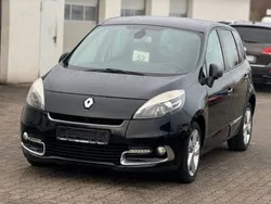 Schwarz Gebraucht 2012 Renault Scénic III Dynamique Van / Kleinbus | 4.300 € (Fairer Preis)
