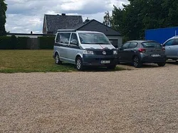 Grau Gebraucht 2005 VW T5 Van | 10.000 € (Etwas zu teuer)