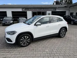 Weiß Gebraucht 2022 Mercedes GLA220 SUV | 30.850 € (Superpreis)