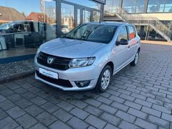 Grau Gebraucht 2016 Dacia Sandero Ambiance Limousine | 4.990 € (Fairer Preis)