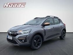 Dolomitgrau metallic Gebraucht 2025 Dacia Sandero Extreme Kleinwagen | 18.990 € (Fairer Preis)