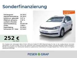 Pure white Gebraucht 2024 VW Touran Comfortline Van / Kleinbus | 29.790 € (Guter Preis)