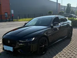 Schwarz Gebraucht 2021 Jaguar XE R-Dynamic Limousine | 33.299 € (Fairer Preis)