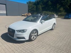 Weiß Gebraucht 2014 Audi A3 Cabriolet Sport Cabrio | 6.990 €