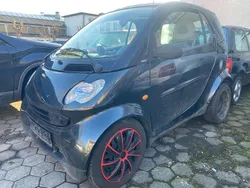 Schwarz Gebraucht 2003 Smart ForTwo Coupé Coupé | 2.950 € (Fairer Preis)