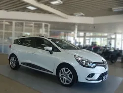 Weiß Gebraucht 2019 Renault Clio IV Intens Limousine | 8.450 € (Guter Preis)
