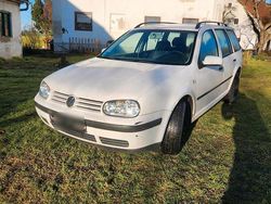 Weiß Gebraucht 2002 VW Golf IV Kombi | 600 € (Superpreis)