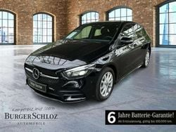 Schwarz unilack nachtschwarz Gebraucht 2022 Mercedes B250e Night Van / Kleinbus | 31.500 €