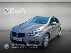 Grau Gebraucht 2016 BMW 218 Advantage Van / Kleinbus | 15.950 € (Teuer)
